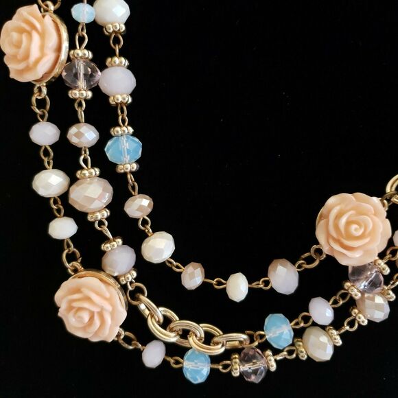 NEW YORK & COMPANY 3 tier strand beaded chain link floral statement necklace NEW - Picture 2 of 4